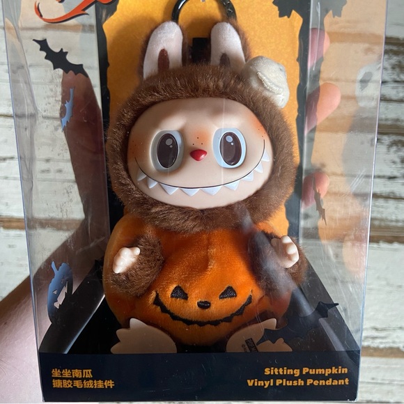 New POP MART Happy Halloween Party Series-Sitting Pumpkin Vinyl Plush Pendant - Picture 10 of 11